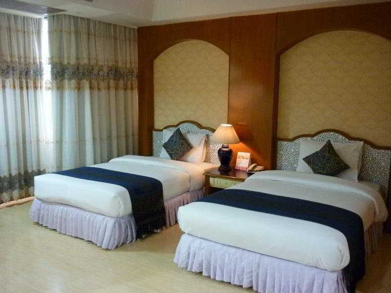 Chaleena Princess Hotel กรุงเทพมหานคร ภายนอก รูปภาพ